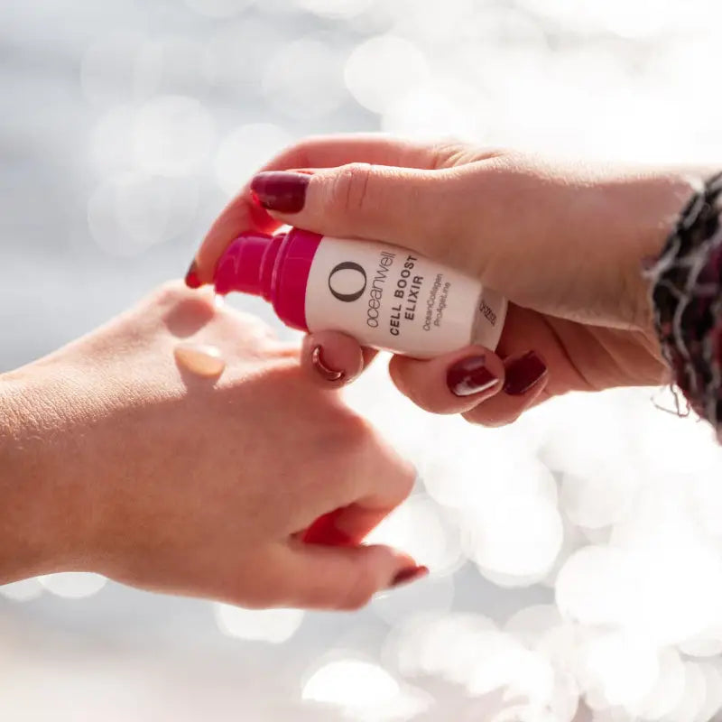 CELL BOOST ELIXIR | Aufpolsternde Anti-Age-Pflege mit ozeanischem Kollagen.